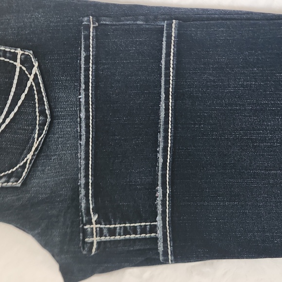 Silver Jeans Women's Aiko Boot Cut Jeans - Picture 10 of 10